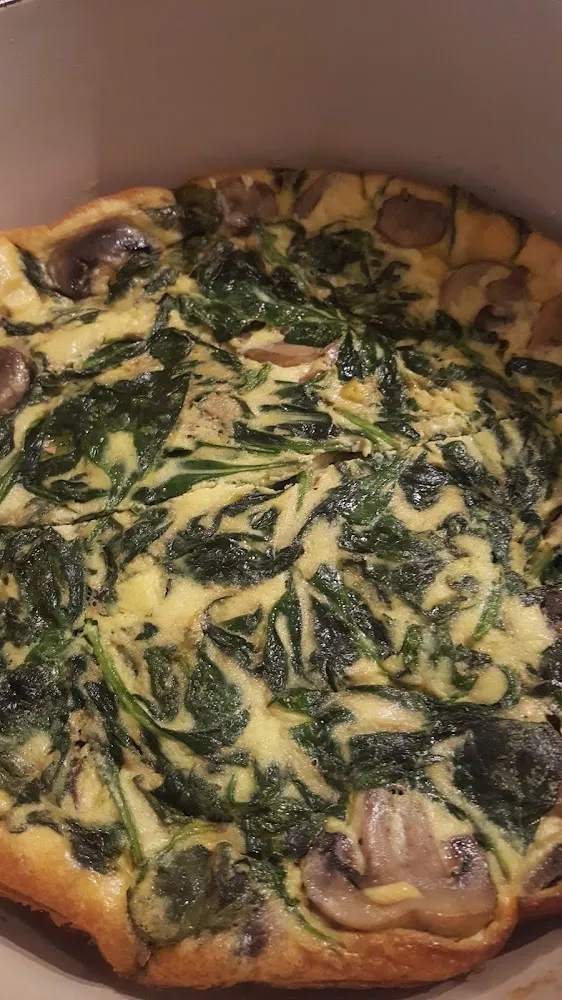 Homemade Spinach and Mushroom Quiche Gluten-Free